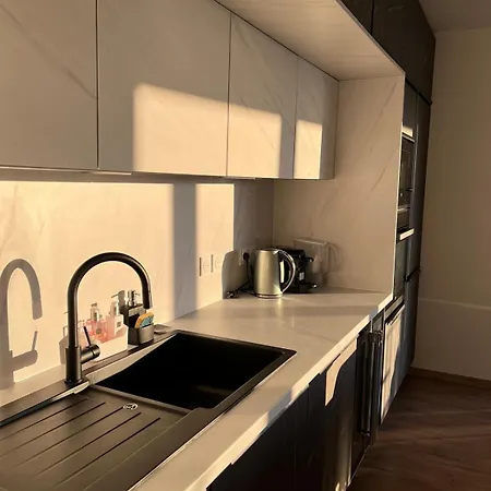 Апартаменты Moderne Et Spacieux 2 Chambres, Parking Prive *