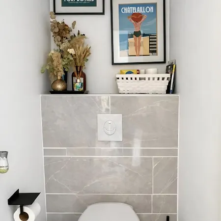 Moderne Et Spacieux 2 Chambres, Parking Prive Апартаменты *